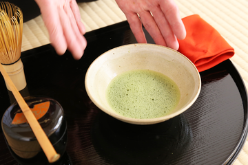 足湯15分＋足裏〜ふくらはぎ、膝まわり膝上20㎝90分＋足湯15分